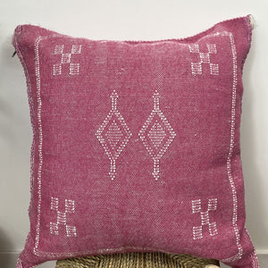 cojín seda de cactus rosa 50x50