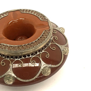Marokkaanse keramische asbak met nikkelzilver