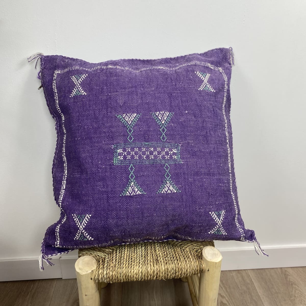 cojín seda de cactus morado