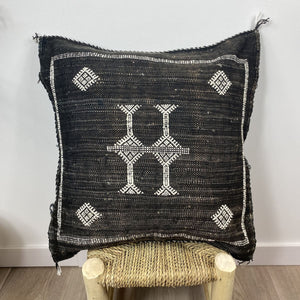 cojín seda de cactus negro