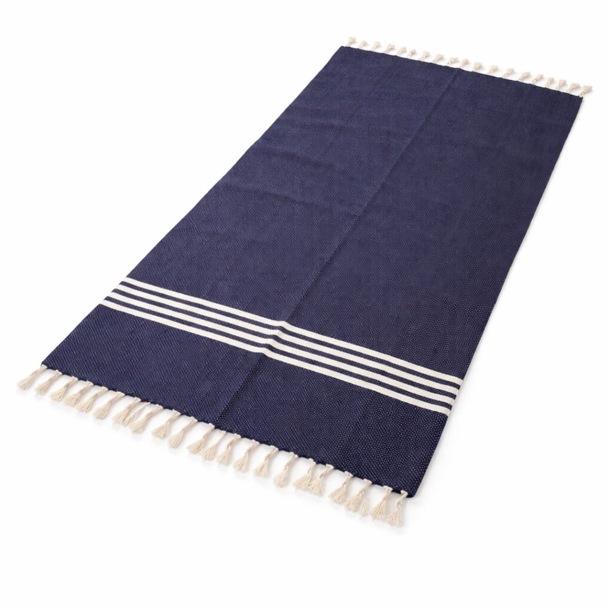 colcha marrakech azul marino extendida