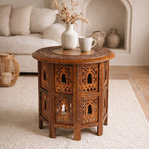 mesa india tallada escena