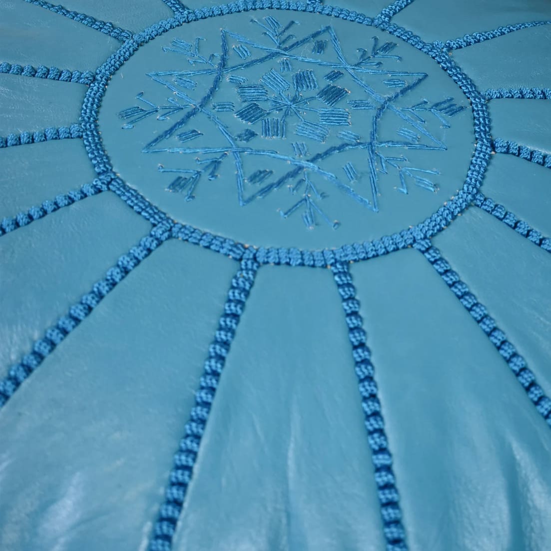 puff detalle turquesa